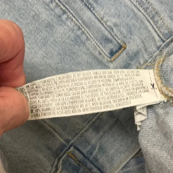 NWT ladies Forever 21 denim/jean jacket, size M - Picture 6 of 6